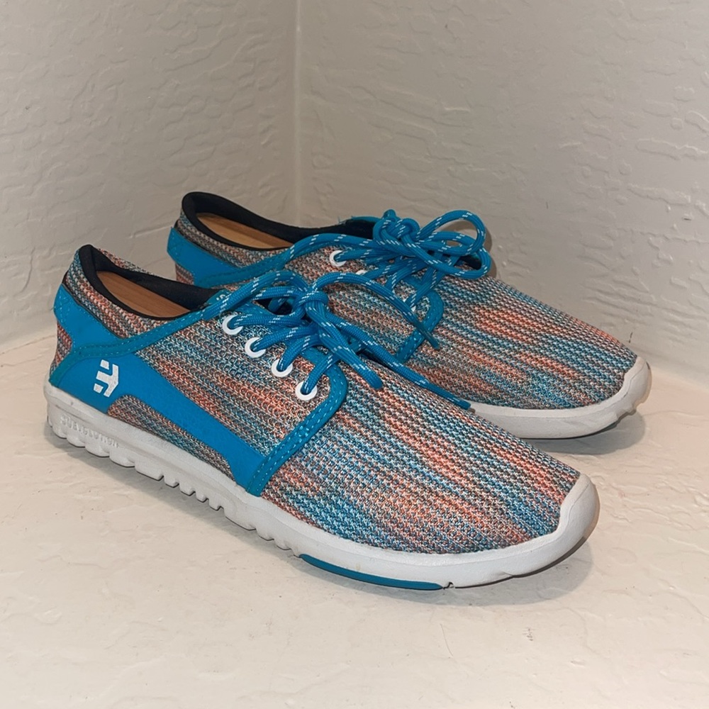 ETNIES SCOUT WOMAN’S SHOE BLUE/MULTICOLOR TOP SZ 8 PRE OWNED EXCELLENT CONDITION - Picture 15 of 15